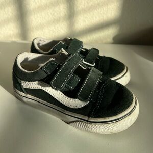 Vans toddler size 9
